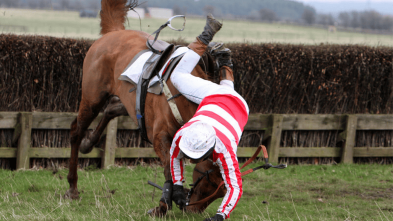 Common Accidents with Horses: Safety Guide for Riders 17 Accidents with Horses